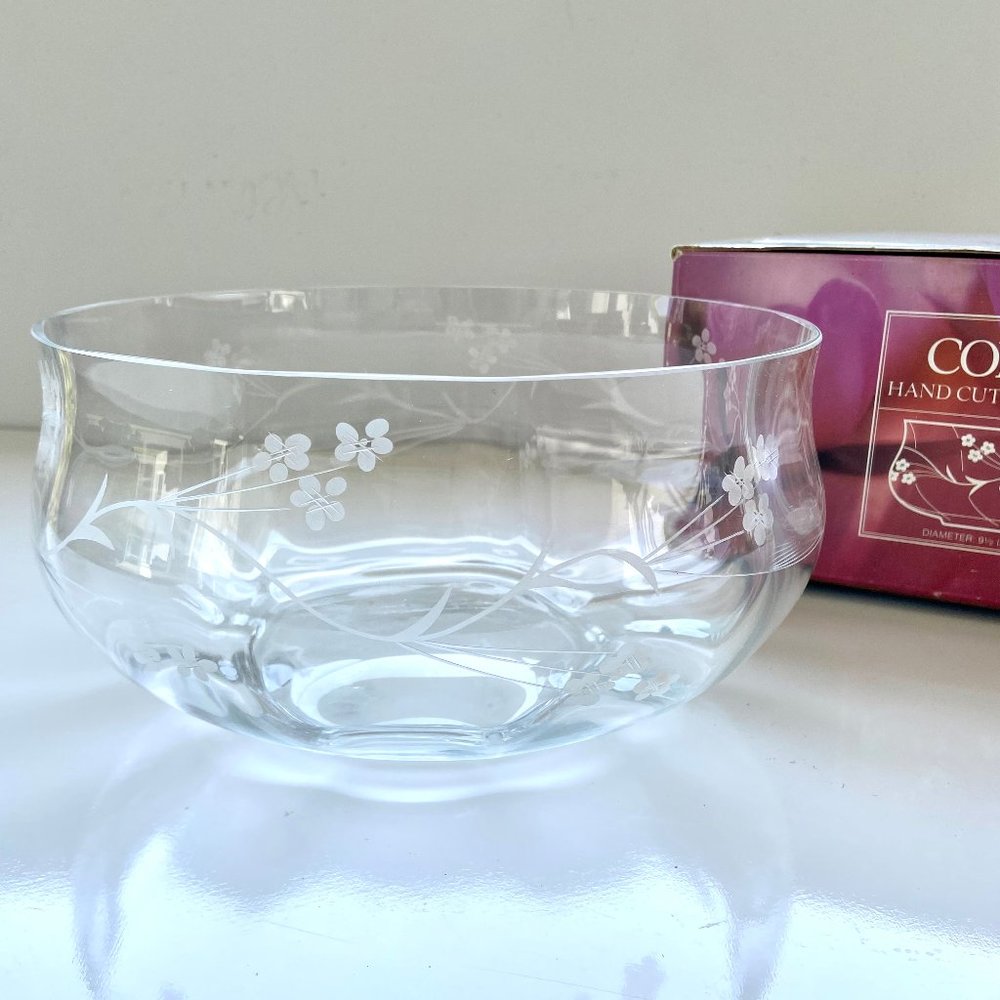 Farmhouse Cottage Etched Floral Large Salad Fruit Glass Bowl